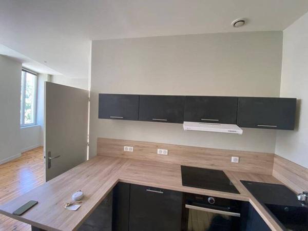 Appartement 1 pièce                                        - 42000 Saint-Étienne Réf : 12614