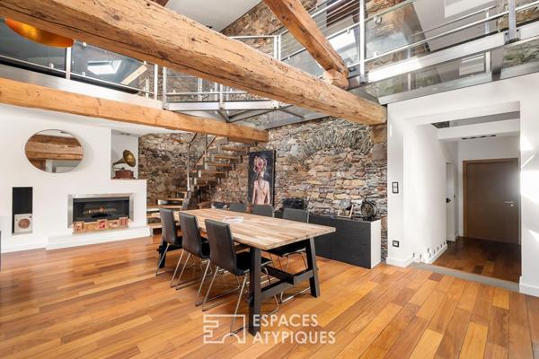 Duplex ancien rénové dans le centre Vienne
