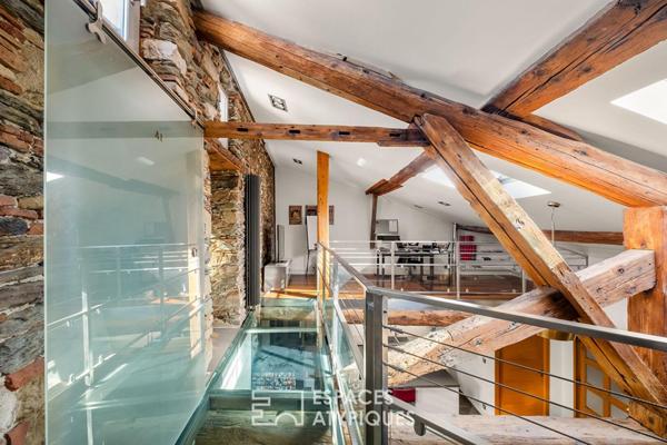 Duplex ancien rénové dans le centre Vienne