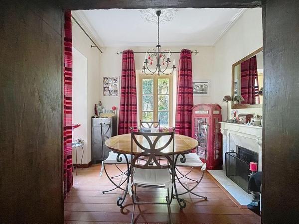 Maison traditionnelle en pierre du XIX ème siècle