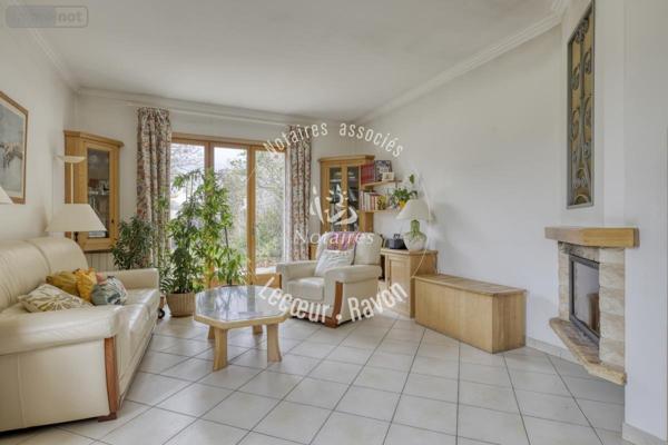 Maison à vendre à Maisons-Laffitte dans les Yvelines (78600), ref : 92076-105