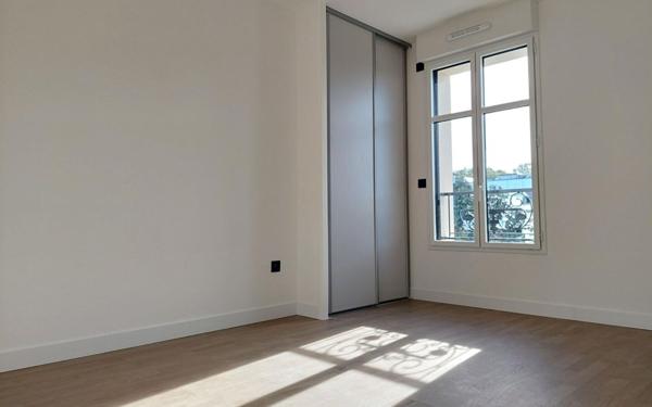 Appartement à louer    2 pièces • 40,05 m2 Clamart