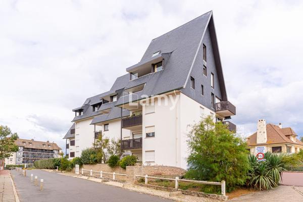Appartement + annexe + parking