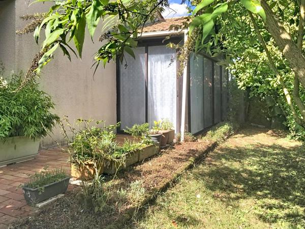 VENDU EN VIAGER occupé Femme 79 ans