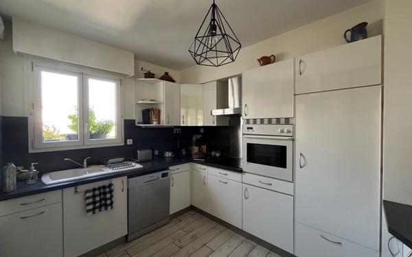 Appartement à vendre    5 pièces • 130,64 m2 La Rochelle