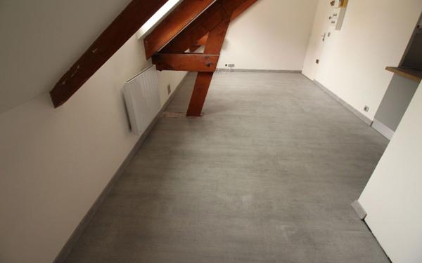 Appartement à louer    1 pièce •  Viry-Châtillon