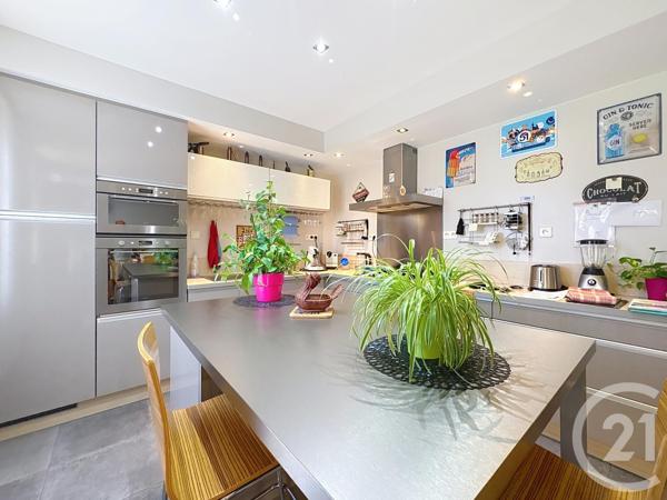 Maison à vendre  4 pièces - 94,78 m2 ARLES - 13