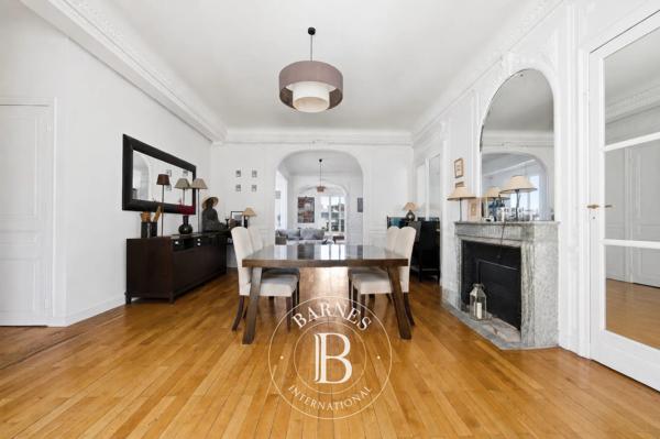 Paris 17ème, Appartement 4 Chambres -  256 m² à vendre