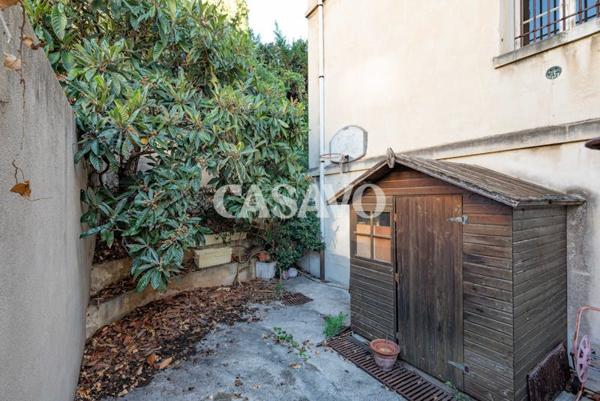 Vente Appartement 6 pièces de 204m² - 13008 Marseille