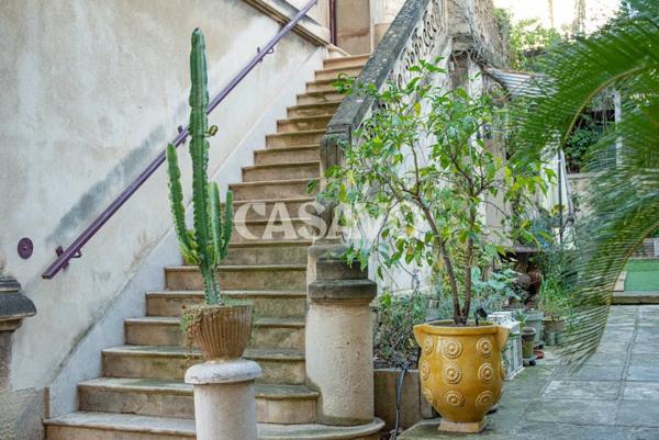 Vente Appartement 6 pièces de 204m² - 13008 Marseille
