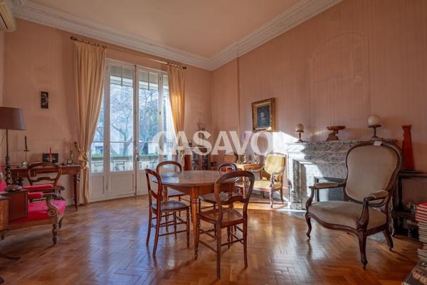 Vente Appartement 6 pièces de 204m² - 13008 Marseille