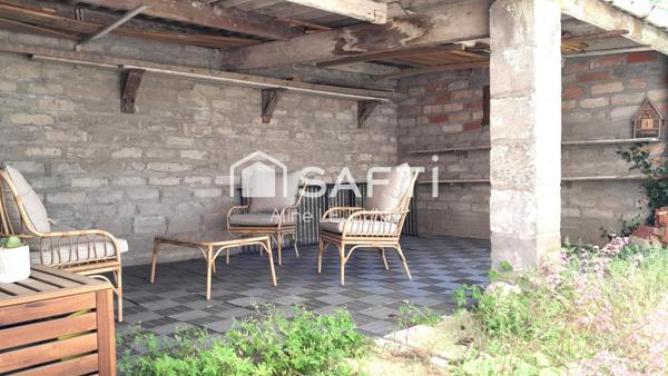 Fleury les Aubrais. Gare + Tramway à pied, 5 p, 4 chambres, double garage, jardin clos sans vis à vis.