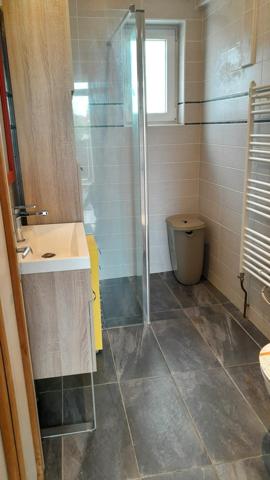 Fleury les Aubrais. Gare + Tramway à pied, 5 p, 4 chambres, double garage, jardin clos sans vis à vis.