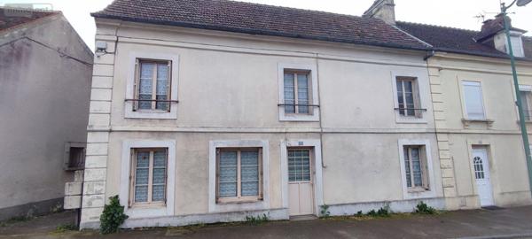 Maison à vendre à Le Bourg-Saint-Léonard dans l'Orne (61310), ref : 61013/15