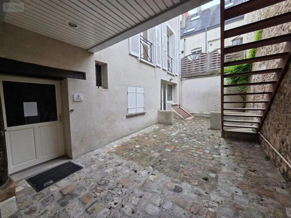 Achat - Immeuble Montargis 45200 270 m 2 157 m 2