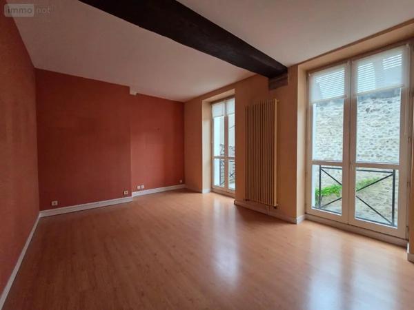 Achat - Immeuble Montargis 45200 270 m 2 157 m 2