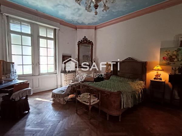 Château d'architecte, de type moderne "Anglais/Français"