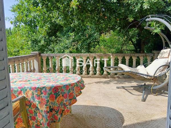 Château d'architecte, de type moderne "Anglais/Français"