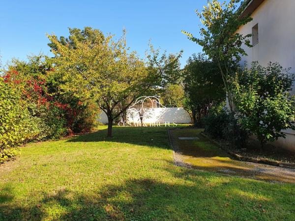 VENTE : maison F7 (126 m²) à DECINES CHARPIEU