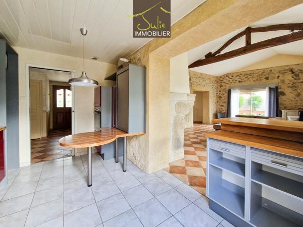 BELLE PROPRIETE de PLAIN PIED de 157m² A LA CAMPAGNE