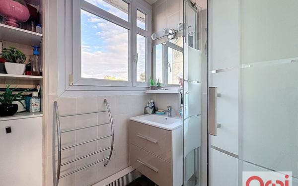 Appartement à vendre    3 pièces • 47,25 m2 Châtillon