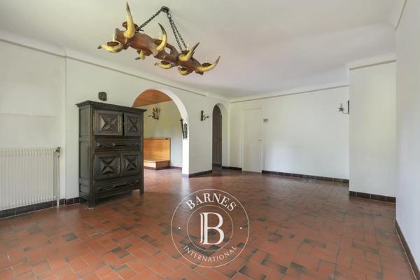 Bièvres, Maison 5 Chambres -  215 m² à vendre