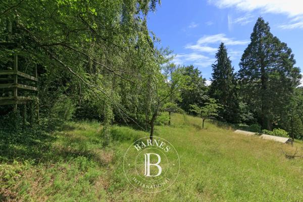 Bièvres, Maison 5 Chambres -  215 m² à vendre