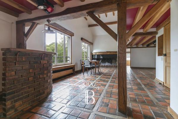 Bièvres, Maison 5 Chambres -  215 m² à vendre