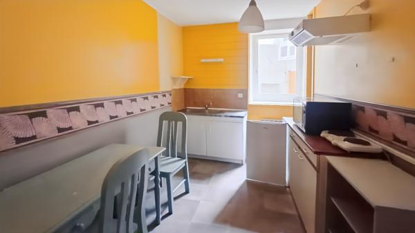 Immeuble La Souterraine 6 pièce(s) 125 m2