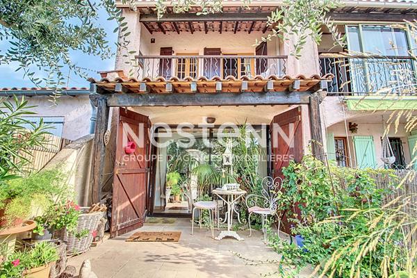 A VENDRE à LORGUES ! Charmante maison de 70 m² avec deux extérieur à deux pas du centre-ville !