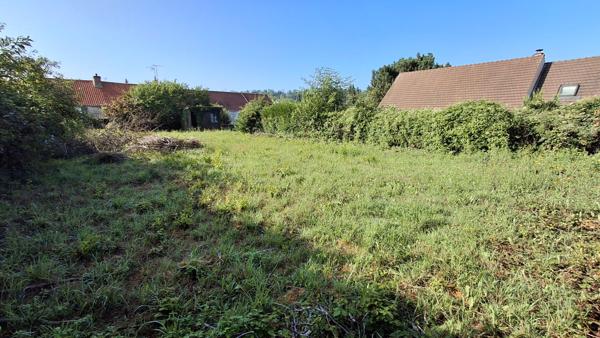 Terrain  situé à Fresnoy La Rivière de 615 m2