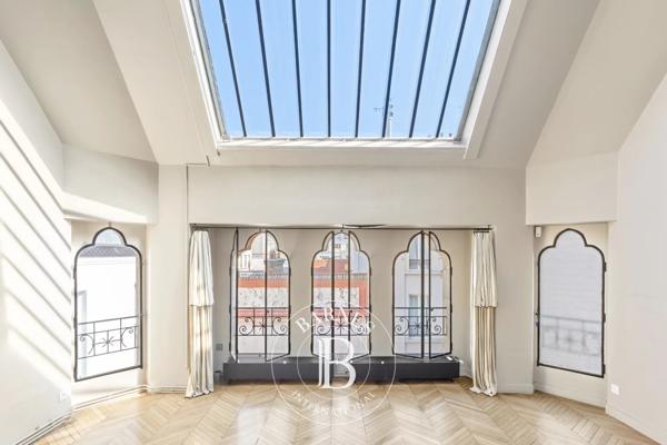 Paris 9ème, Appartement 1 Chambre -  62 m² à vendre