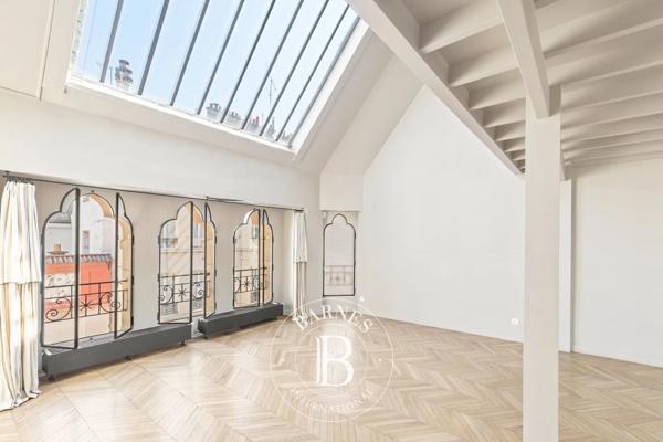 Paris 9ème, Appartement 1 Chambre -  62 m² à vendre