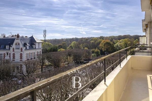 Saint-Cloud, Appartement 4 Chambres -  168 m² à vendre