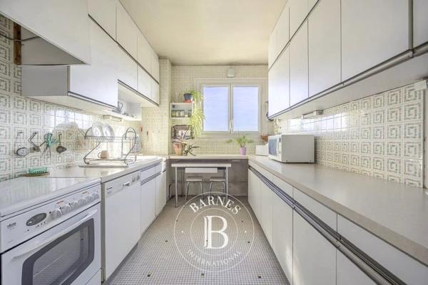 Saint-Cloud, Appartement 4 Chambres -  168 m² à vendre