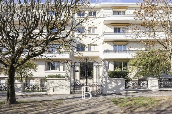 Saint-Cloud, Appartement 4 Chambres -  168 m² à vendre