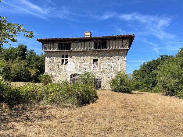 Tour de Garde exceptionnelle du XVème siècle et maison du XVIIIème sur 29 hectares
