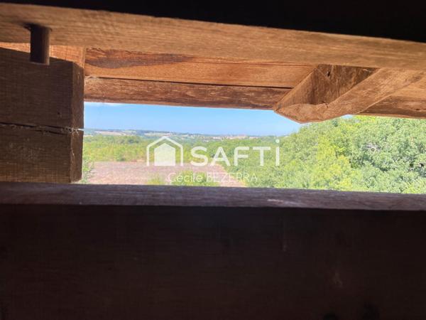 Tour de Garde exceptionnelle du XVème siècle et maison du XVIIIème sur 29 hectares