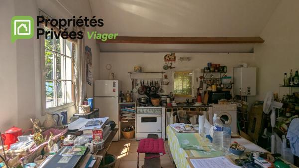 Maison en viager occupé.La Roche Posay .H  89 ANS  F 94ans