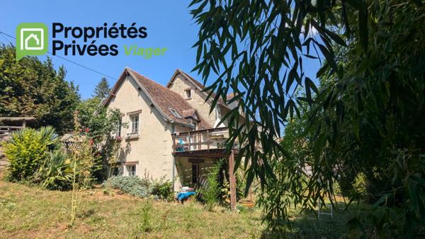 Maison en viager occupé.La Roche Posay .H  89 ANS  F 94ans
