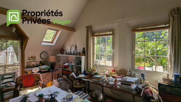 Maison en viager occupé.La Roche Posay .H  89 ANS  F 94ans