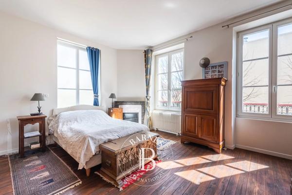 Sèvres, Maison 6 Chambres -  200 m² à vendre