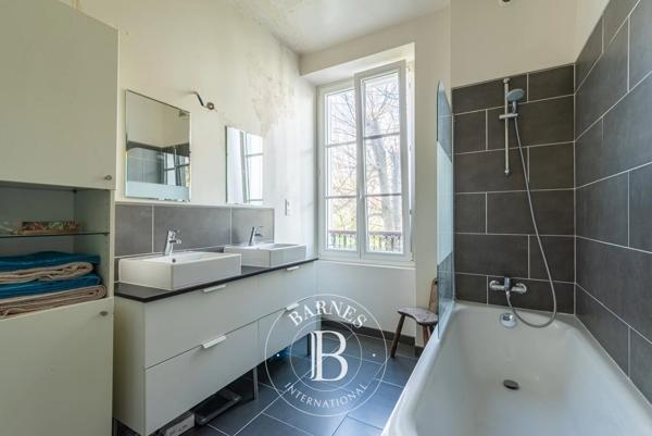 Sèvres, Maison 6 Chambres -  200 m² à vendre
