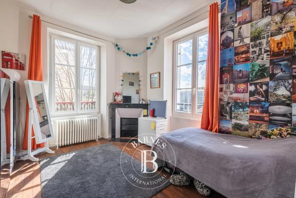 Sèvres, Maison 6 Chambres -  200 m² à vendre