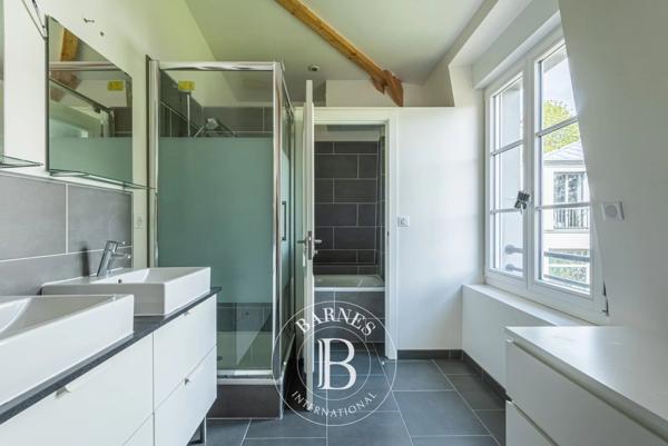Sèvres, Maison 6 Chambres -  200 m² à vendre