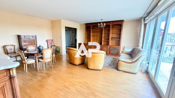 Appartement d'exception 5 pièces 109.38 m2 €495 000 ** - Référence 1607