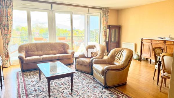 Appartement d'exception 5 pièces 109.38 m2 €495 000 ** - Référence 1607