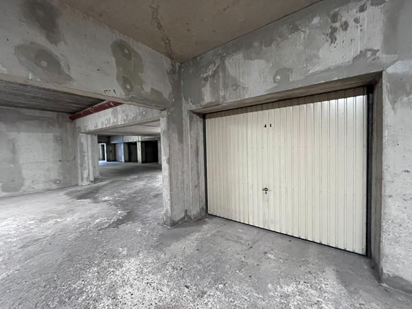 GARAGE, REIMS - MOISSONS
