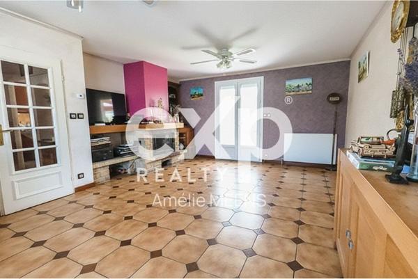 Maison de plain-pied avec sous-sol complet