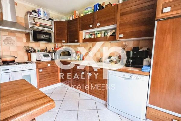 Maison de plain-pied avec sous-sol complet